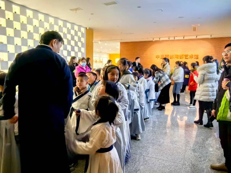 文化赋能：扎囊县魔创文旅挖掘城市文化资源的实践探索